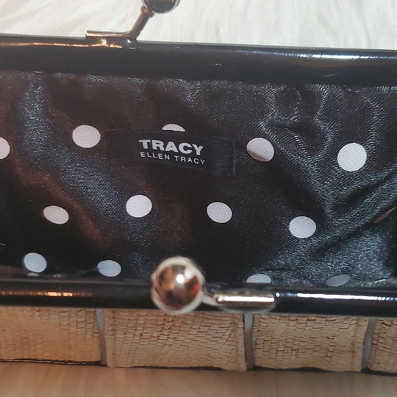 Ellen Tracy bundle of three cosmetics / cutch bags in great condition wedding - Picture 3 of 8